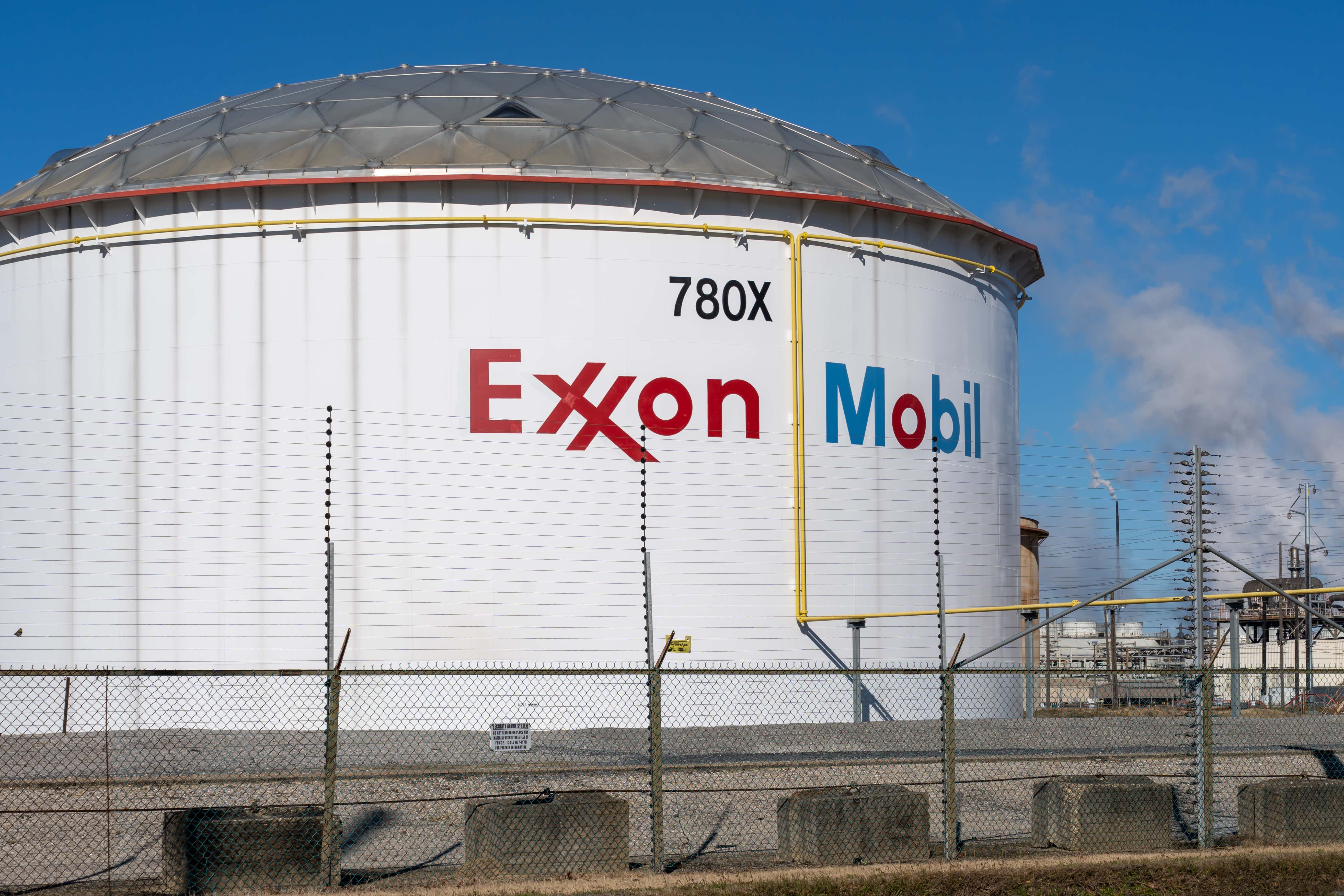 Image for article titled California Sues ExxonMobil for Lying About Recycling Efficiency